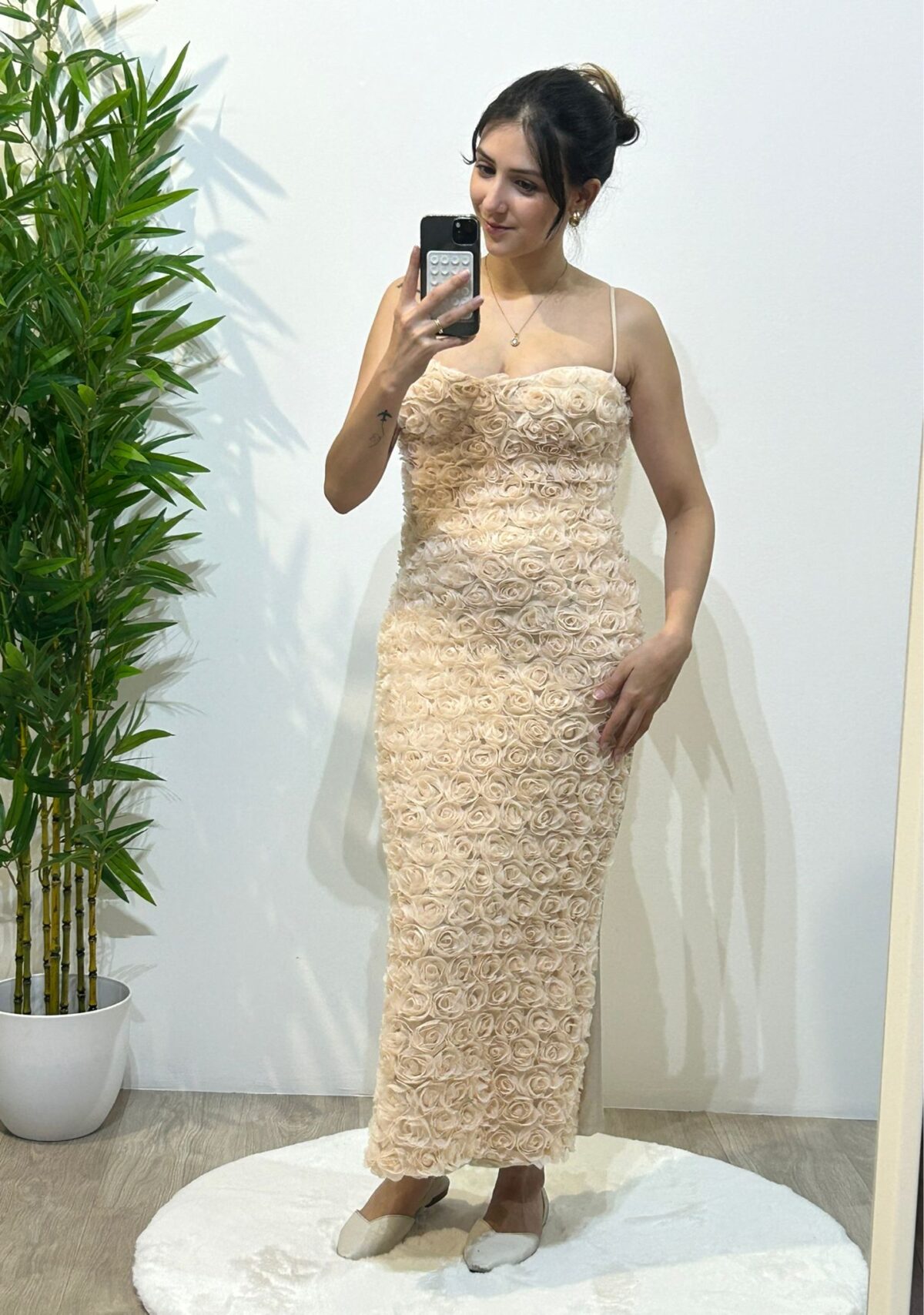 Rose dress - Image 2