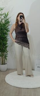 Blusa Assimétrica com renda - Image 2